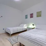 בית נופש By Interhome *
