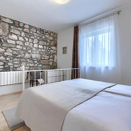 By Interhome Casa vacanze Raša
