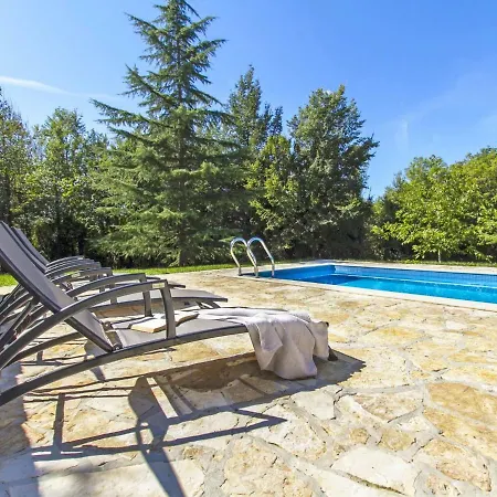 Casa vacanze By Interhome Raša