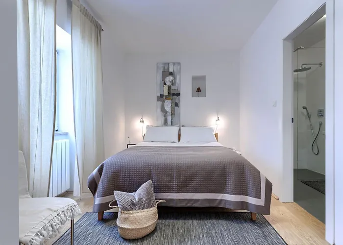 By Interhome